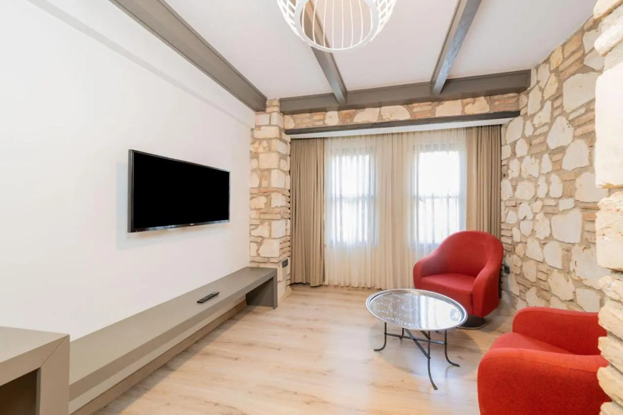 Peaceful Flat Near Hadrians Gate Apartment Antalya Turkey